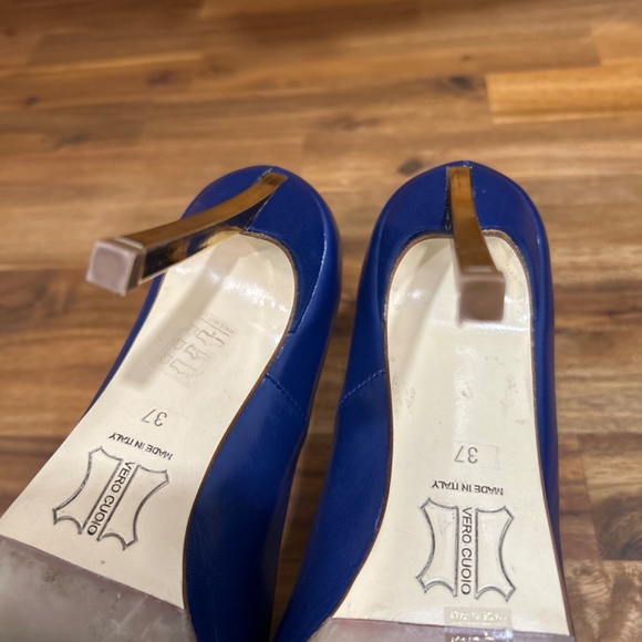 Chic Blue heels made in italy - Picture 3 of 3